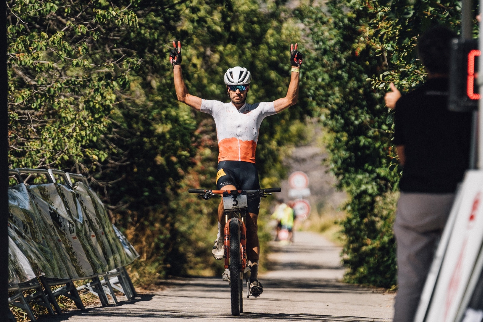 Mónica Calderón y Hans Becking afianzan su liderato tras una durísima ŠKODA SUPER STAGE